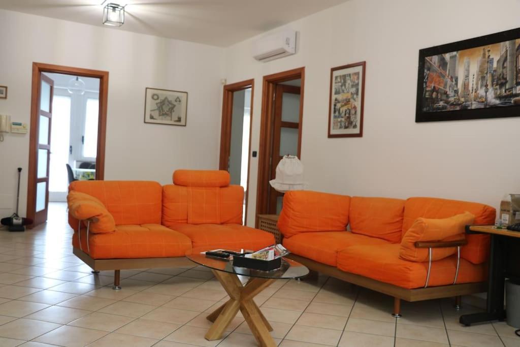 Officium Su Piazzetta Apartamento Turim Exterior foto